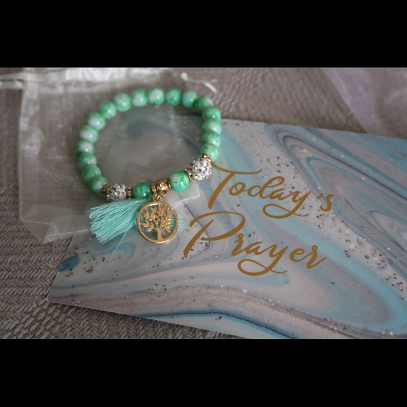 Prayer Bracelet & Card ❤️❤️ - Picture 2 of 2